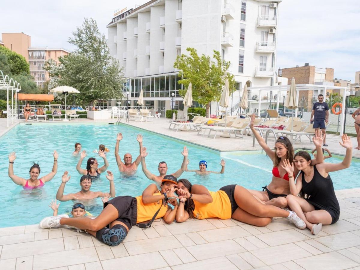 Hotel Marina Beach - Azzurro Club رافيننا المظهر الخارجي الصورة