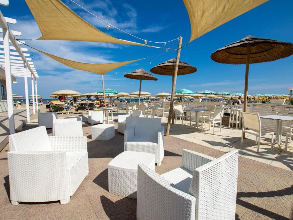 Hotel Marina Beach - Azzurro Club رافيننا المظهر الخارجي الصورة