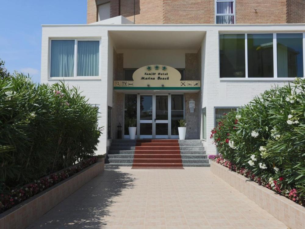 Hotel Marina Beach - Azzurro Club رافيننا المظهر الخارجي الصورة