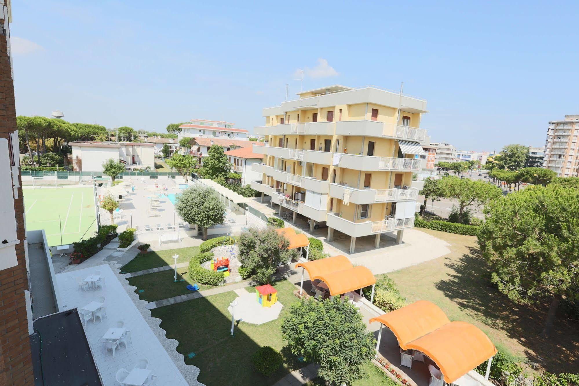 Hotel Marina Beach - Azzurro Club رافيننا المظهر الخارجي الصورة