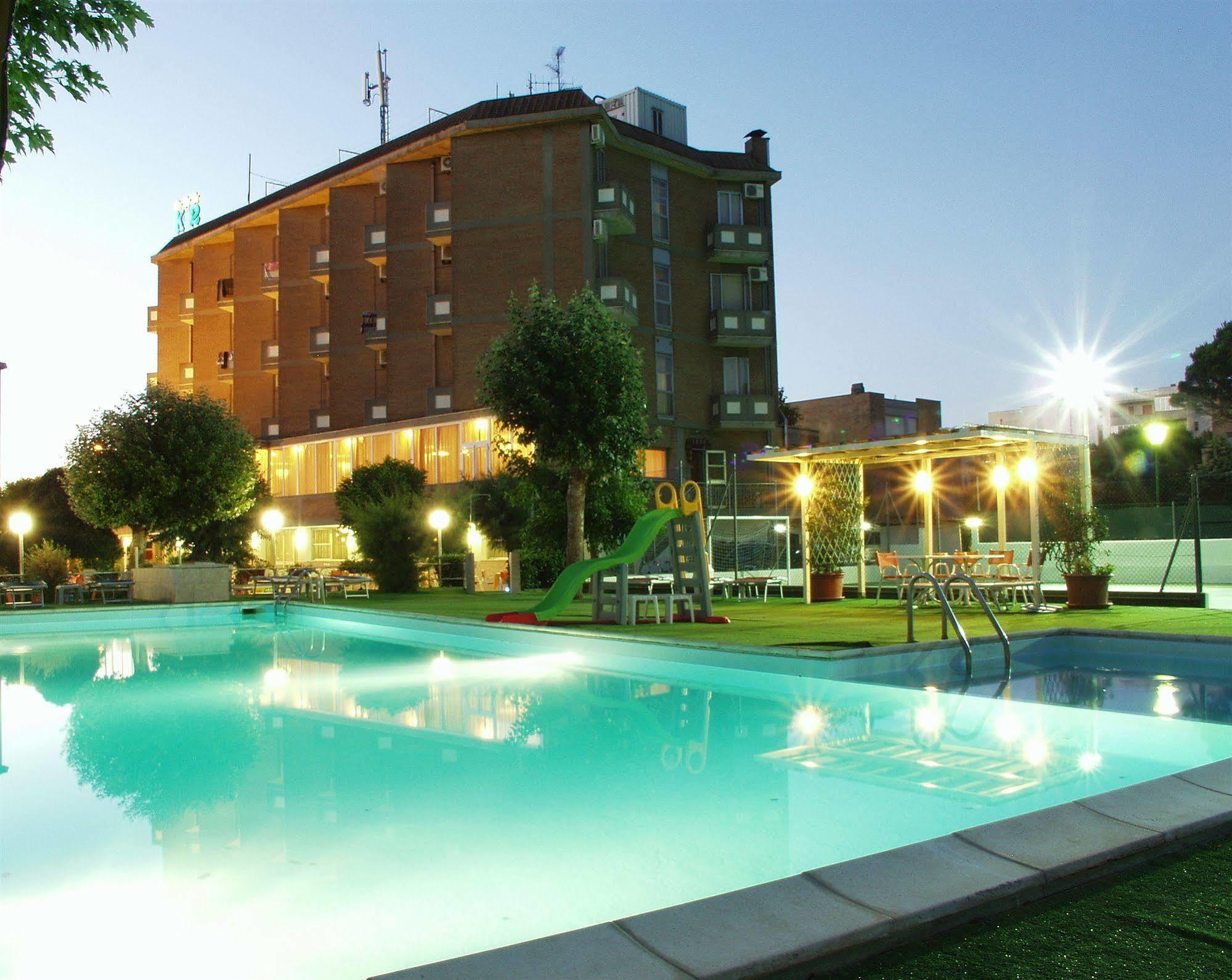 Hotel Marina Beach - Azzurro Club رافيننا المظهر الخارجي الصورة